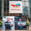 Taxer les profits de guerre des multinationales fossiles : une urgence sociale et écologique